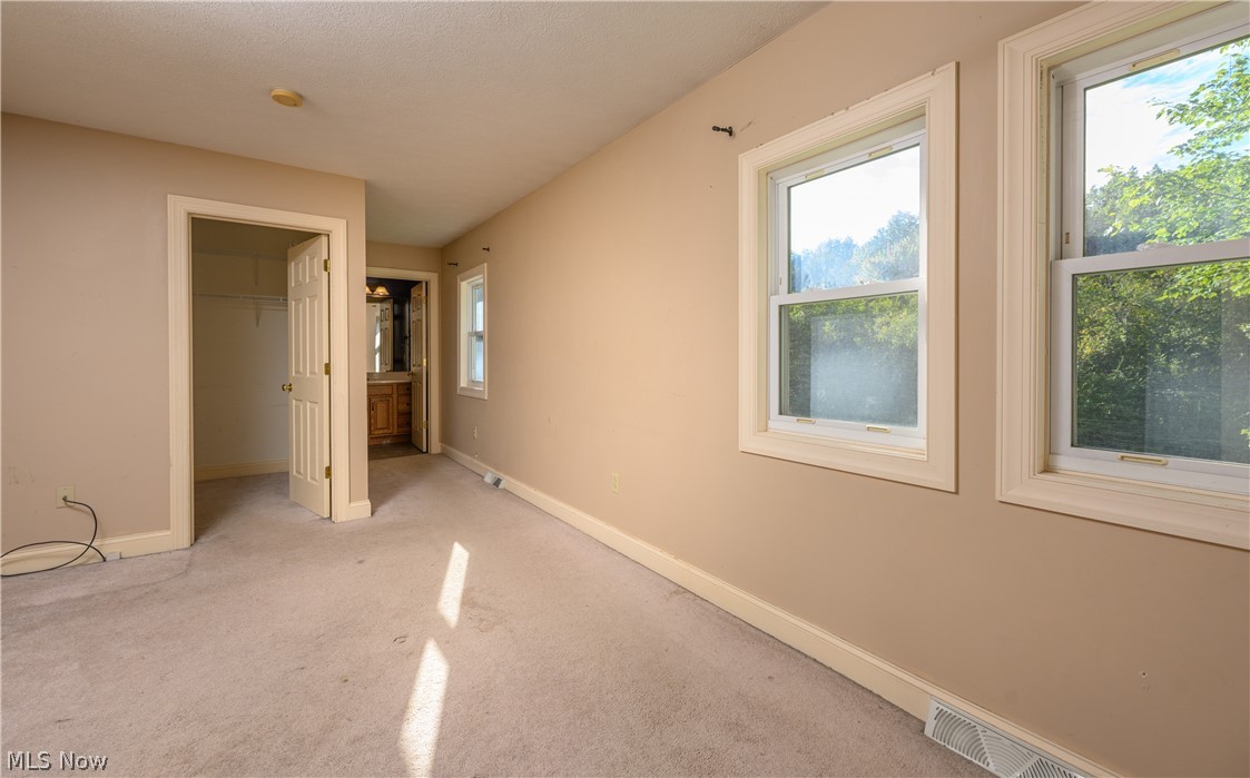 8841 Yoder Road Wadsworth, OH 44281 - Photo 16 of 27