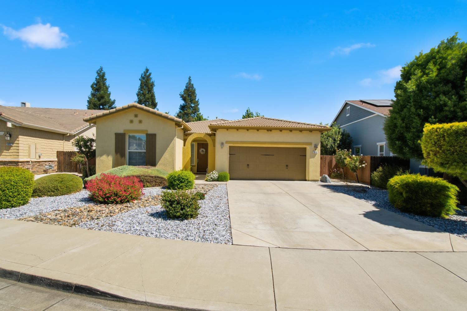 671 Cathedral Way Tracy, CA 95304 - Photo 1 of 38