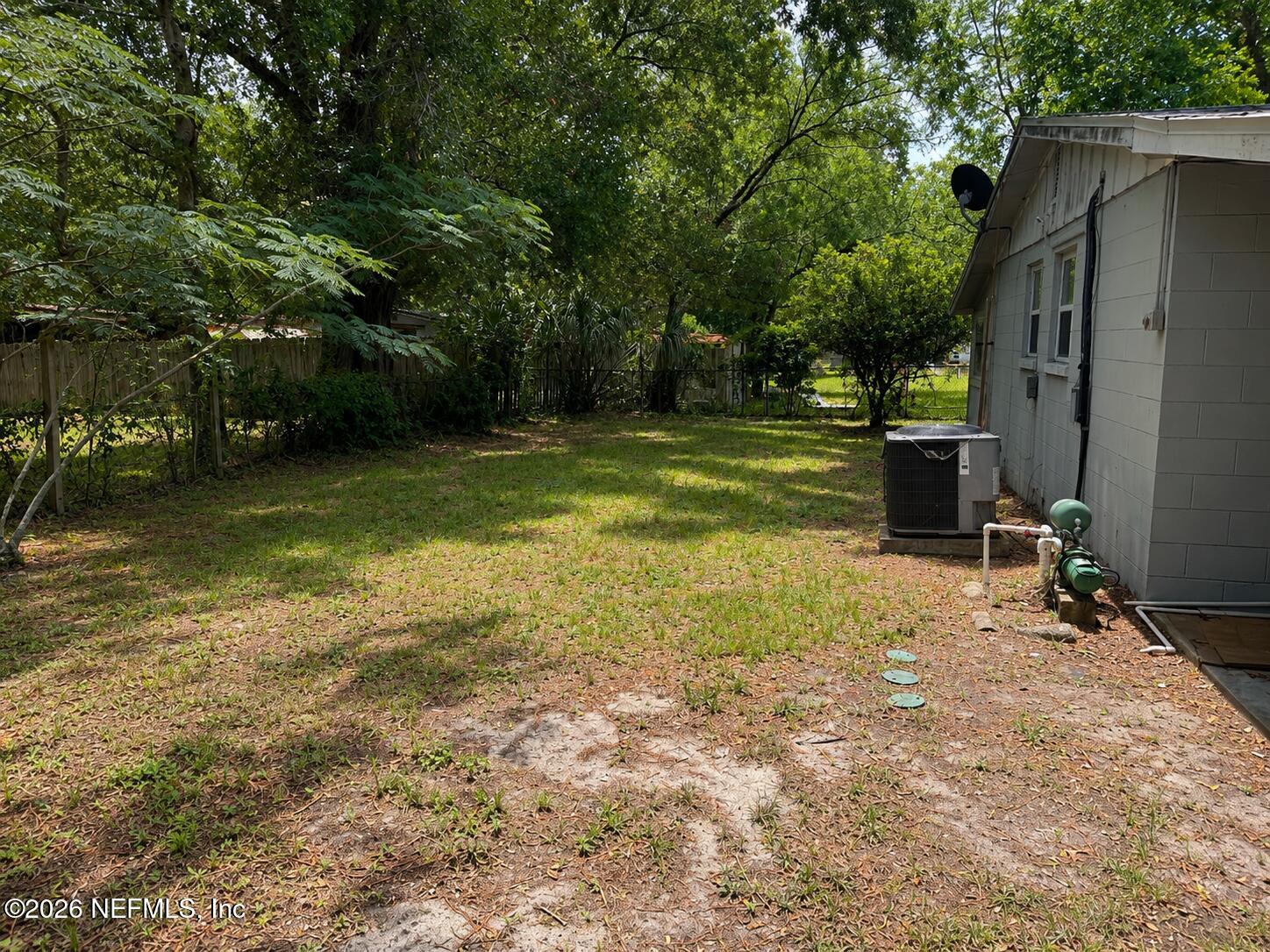 2951 Sandhurst Road East Jacksonville, FL 32277 - Photo 18 of 18 Backyard