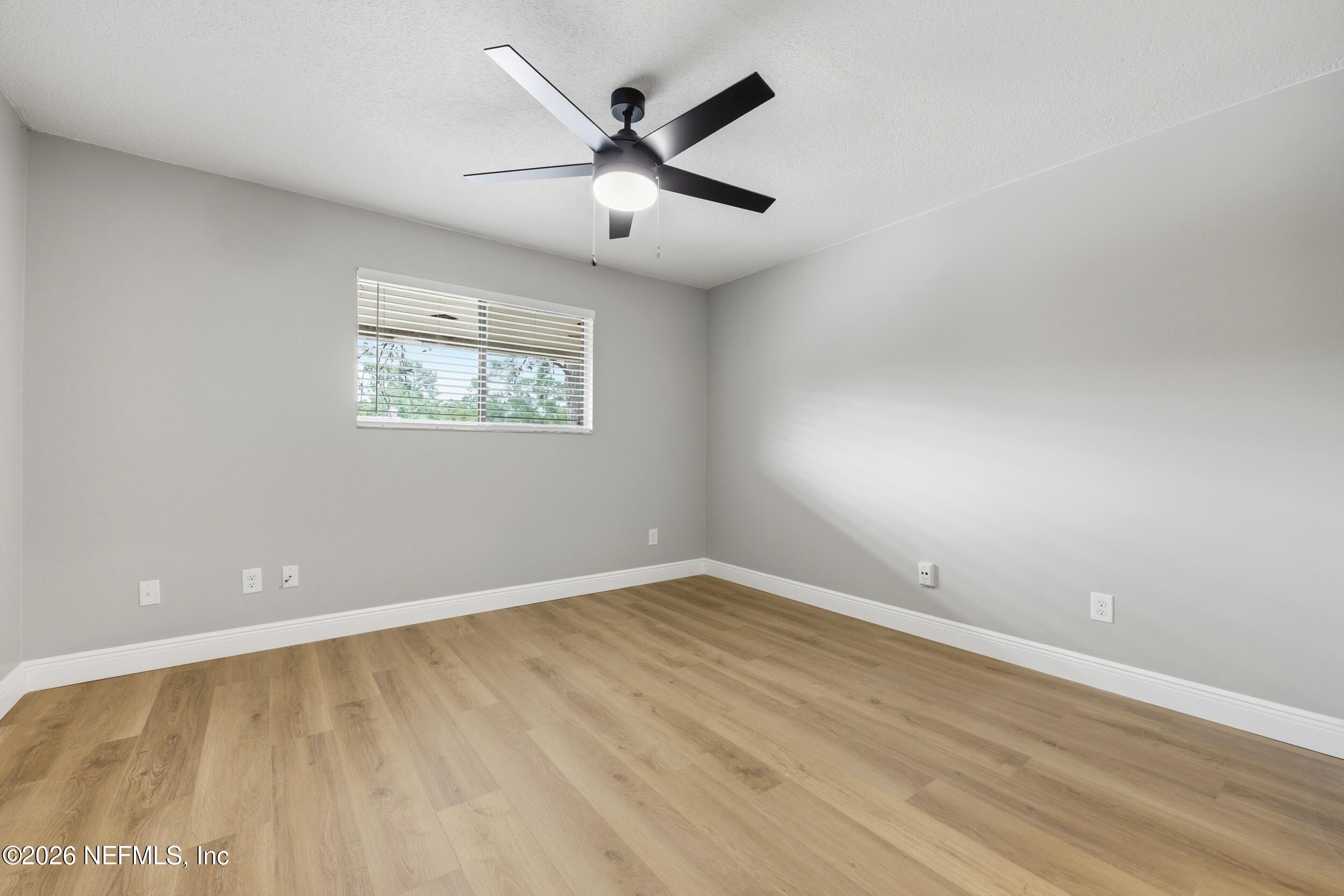 3801 Crown Point Road, Unit 2093 Jacksonville, FL 32257 - Photo 20 of 29 Primary Suite