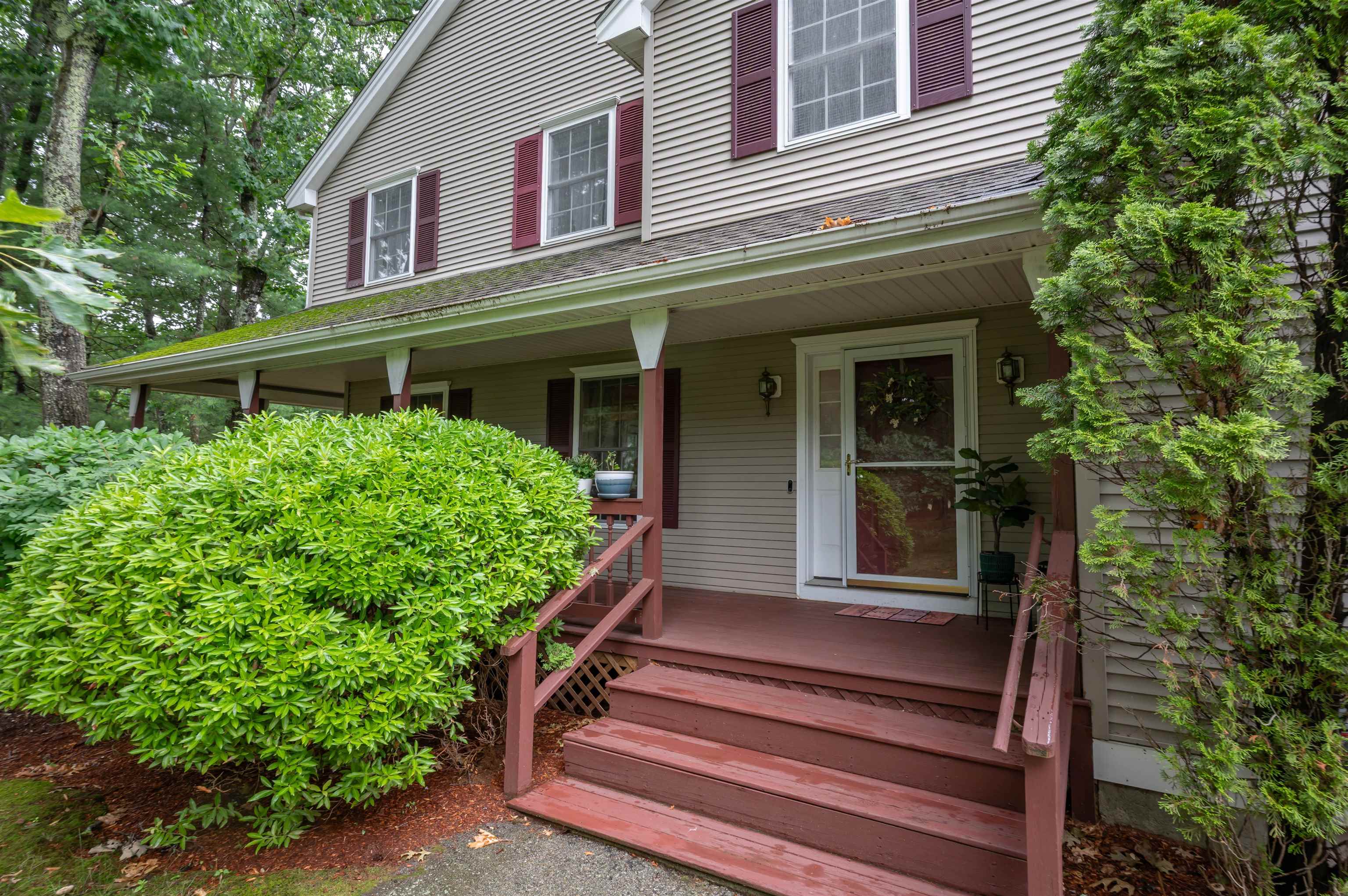 10 Castlegate Way, Unit 453 Nashua, NH 03063 - Photo 1 of 40