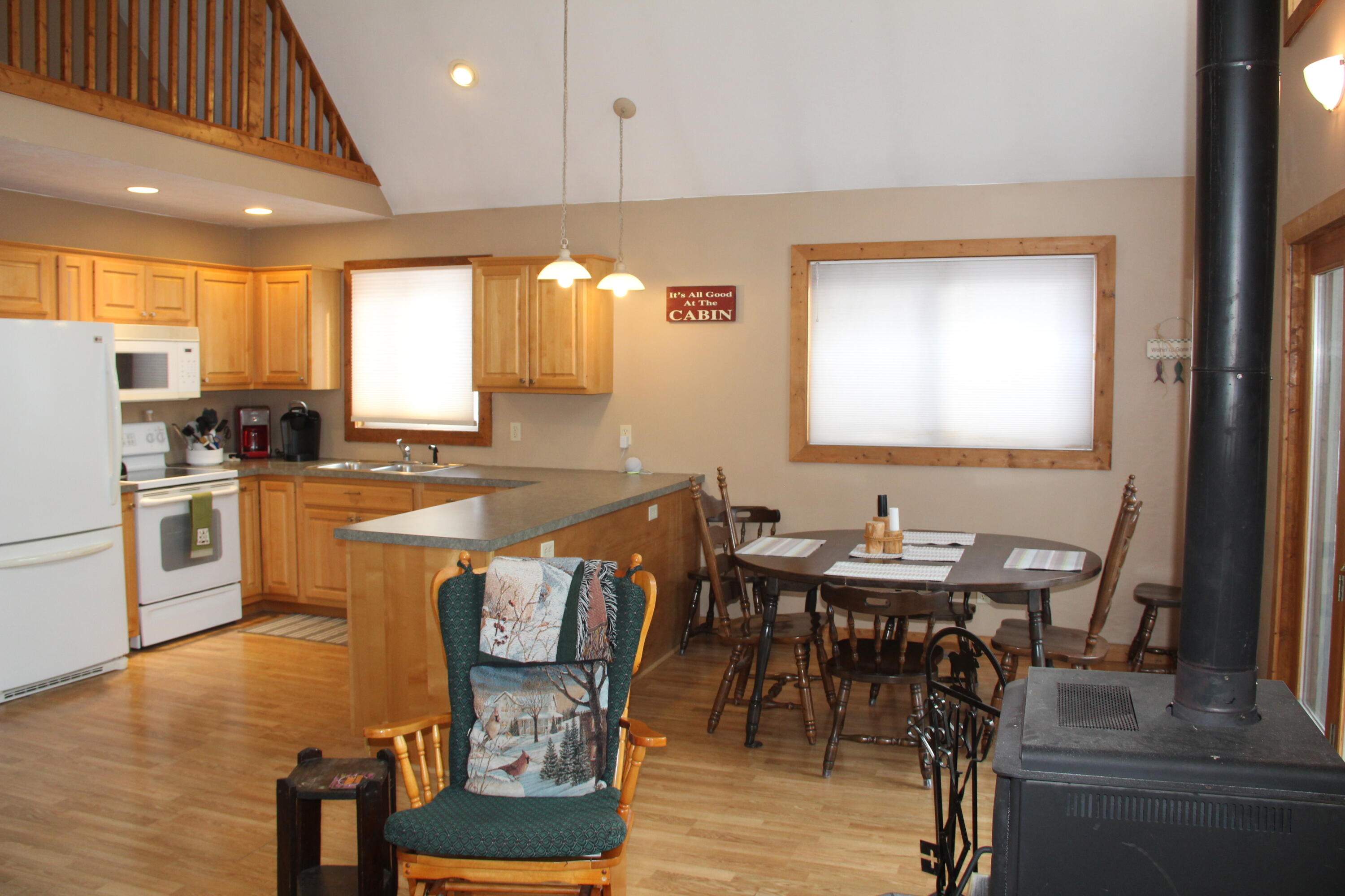 7801 Navajo Trail Branch, MI 49402 - Photo 14 of 42 IMG_7927