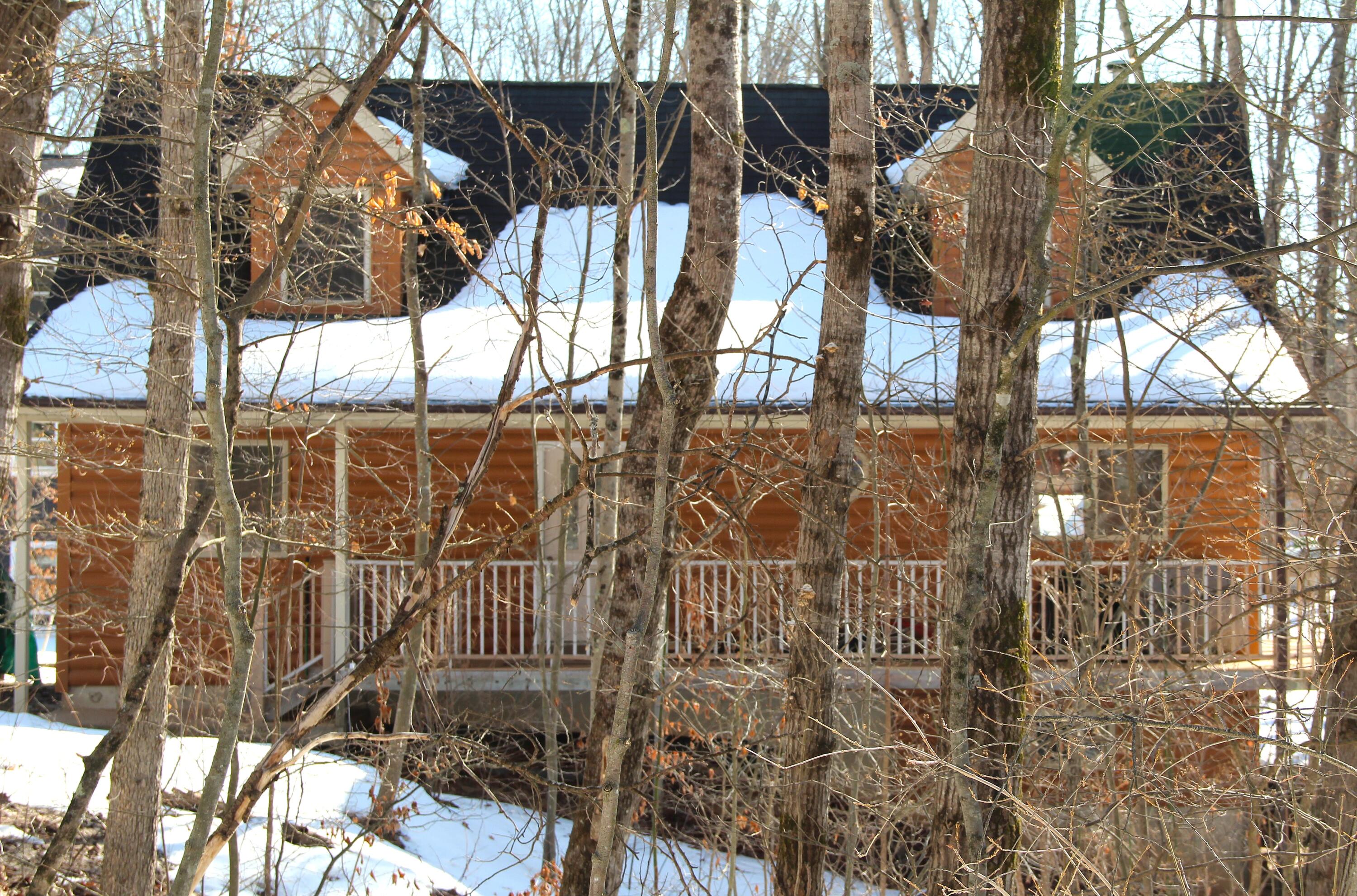 7801 Navajo Trail Branch, MI 49402 - Photo 2 of 42 IMG_7952