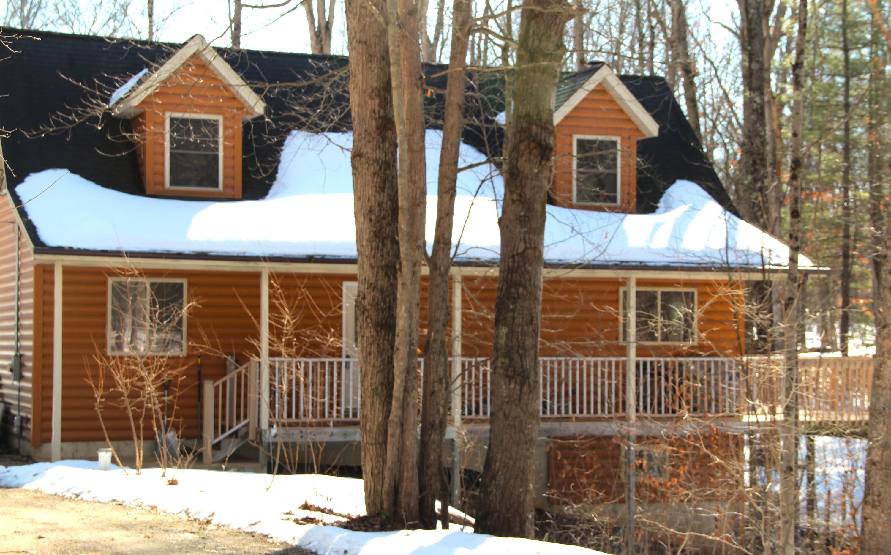 7801 Navajo Trail Branch, MI 49402 - Photo 3 of 42 IMG_7951