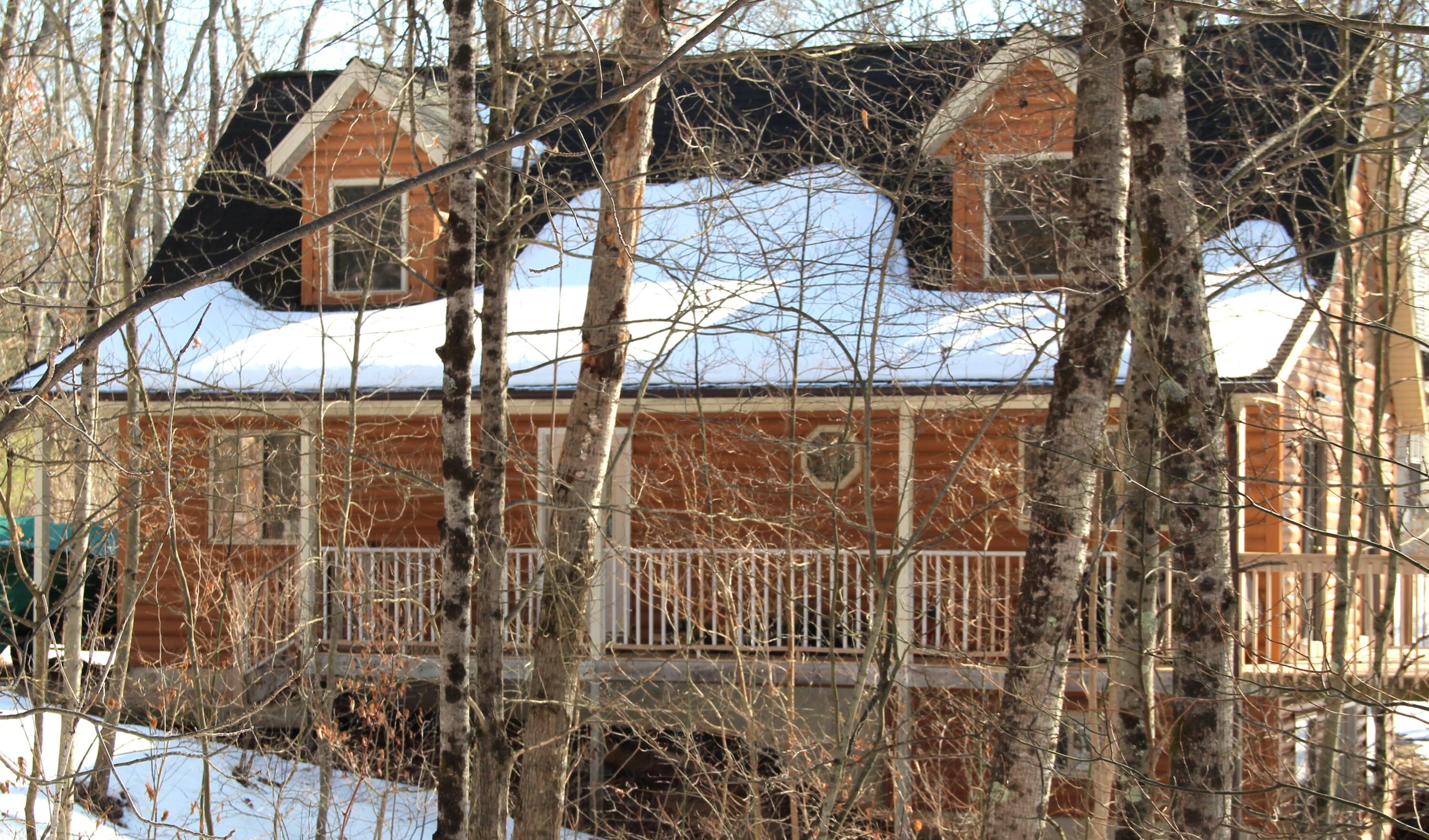 7801 Navajo Trail Branch, MI 49402 - Photo 5 of 42 IMG_7953