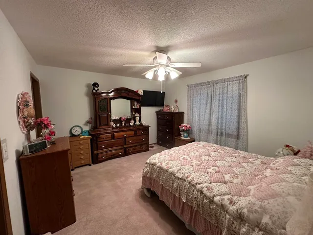 $215,000 | 2610 38th Street, Unit 1, Moline, IL 61265