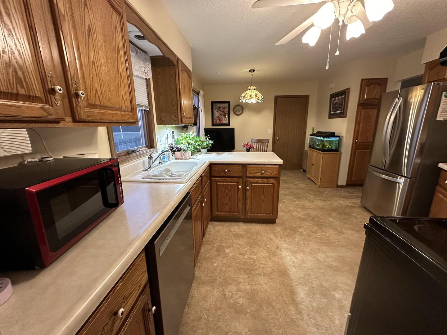 2610 38th Street, Unit 1 Moline, IL 61265 - Photo 6 of 17