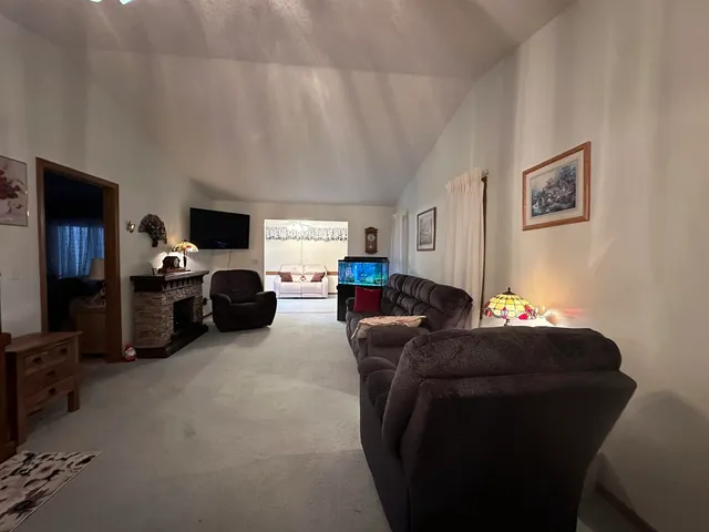 $215,000 | 2610 38th Street, Unit 1, Moline, IL 61265