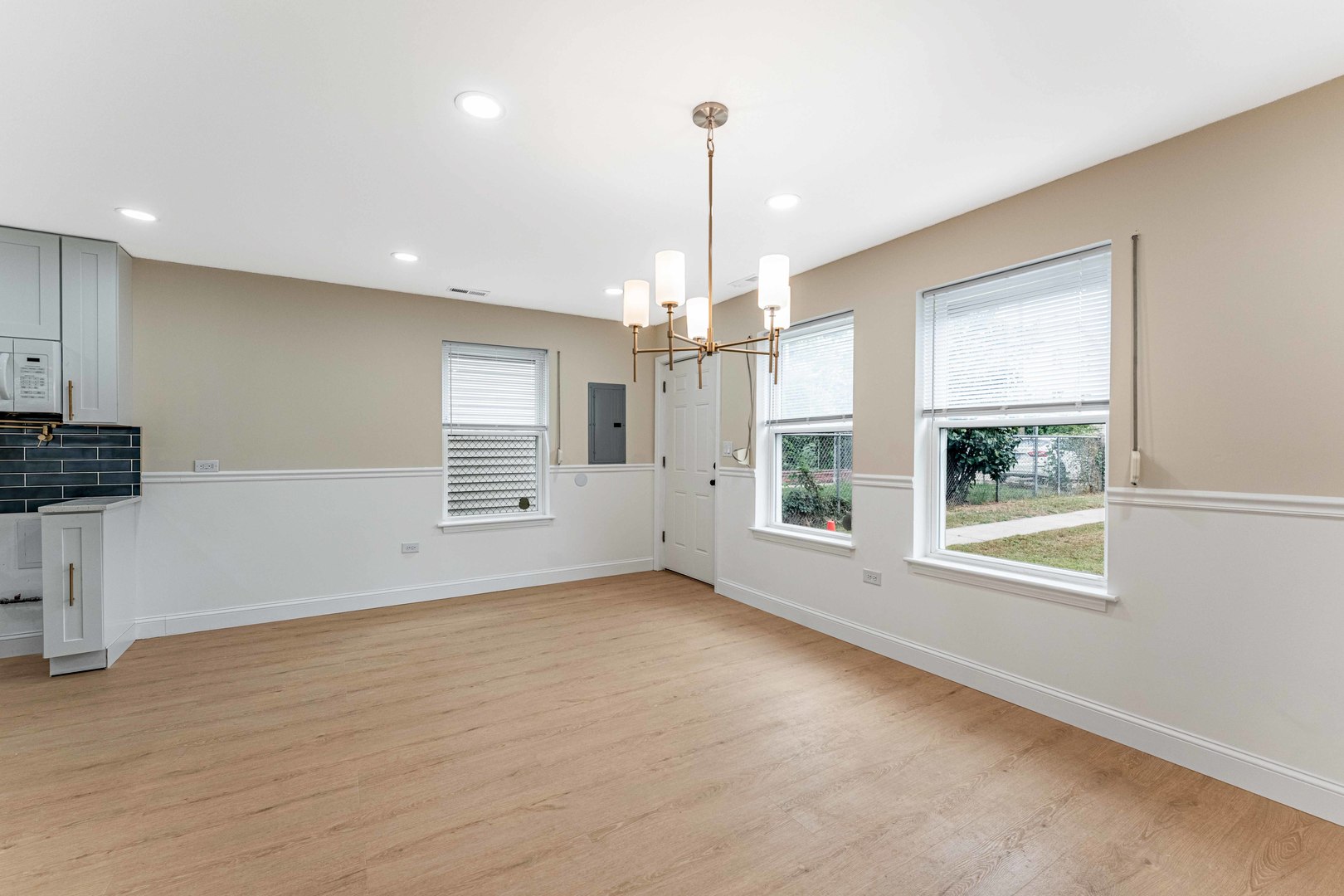 6615 South Normal Boulevard Chicago, IL 60621 - Photo 16 of 33 Gallery Image 16