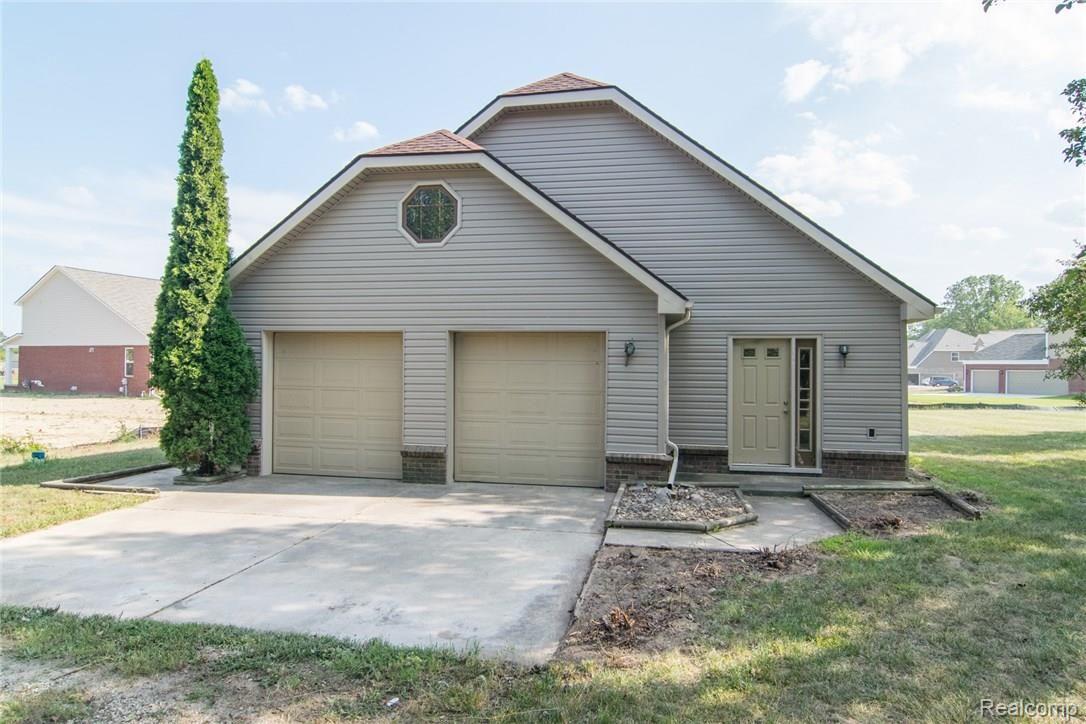 50899 Hanford Road Canton, MI 48187 - Photo 73 of 81 DSC_1590.jpg