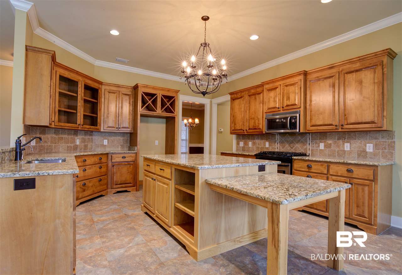 402 Rothley Avenue Fairhope, AL 36532 - Photo 11 of 24