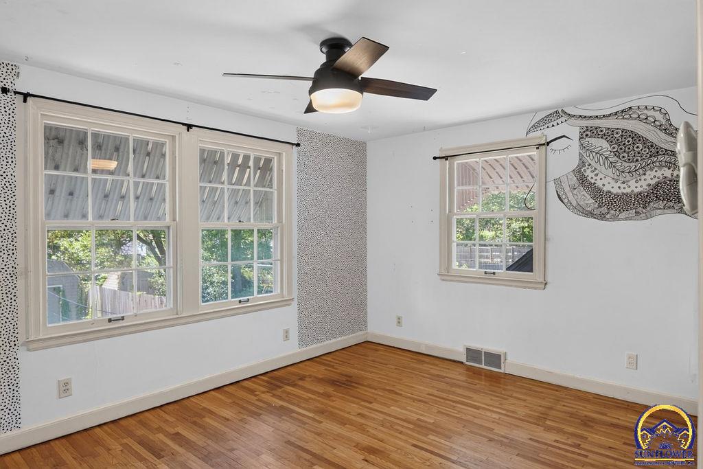 3115 Southwest 11th Street Topeka, KS 66604 - Photo 25 of 44