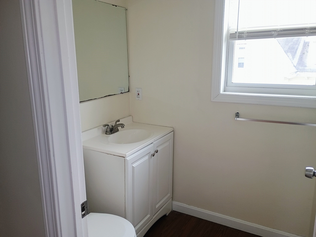 207 High Street, Unit 3 Taunton, MA 02780 - Photo 4 of 6