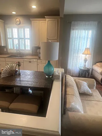 $2,390 | 15 Hartford Way, Unit 401, Fredericksburg, VA 22406