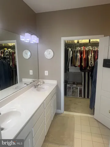 $2,390 | 15 Hartford Way, Unit 401, Fredericksburg, VA 22406