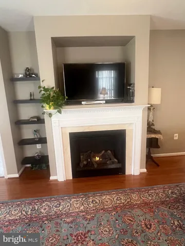 $2,390 | 15 Hartford Way, Unit 401, Fredericksburg, VA 22406