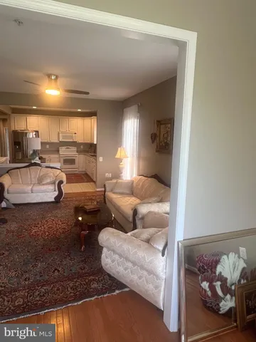 $2,390 | 15 Hartford Way, Unit 401, Fredericksburg, VA 22406