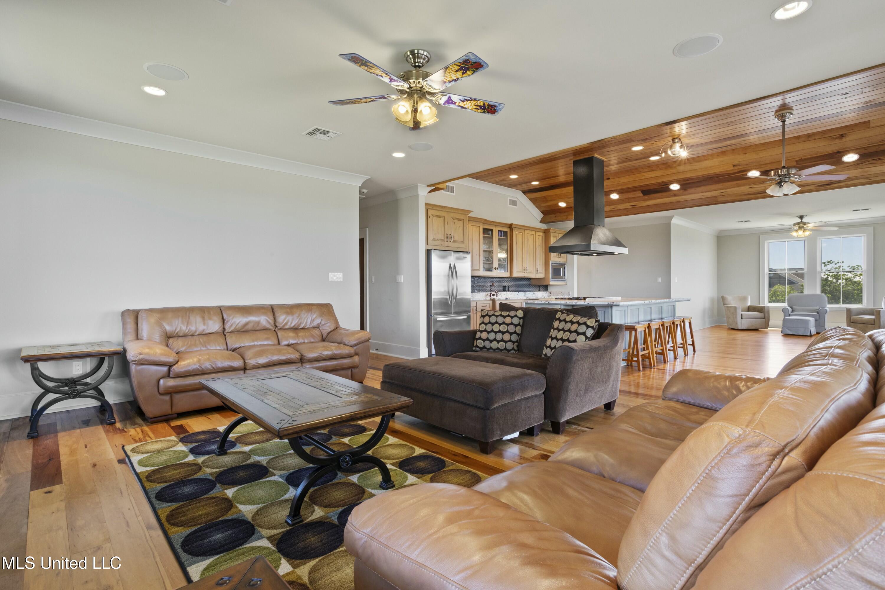 4035 Riverside Drive Pearlington, MS 39572 - Photo 10 of 57 tempImagevi5qxQ