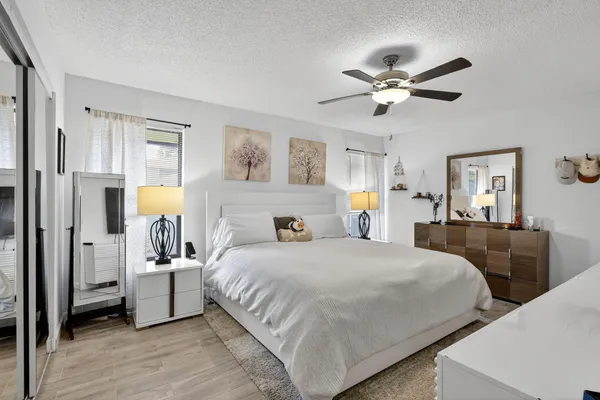 $3,200 | 235 Southwest 29th Avenue, Delray Beach, FL 33445