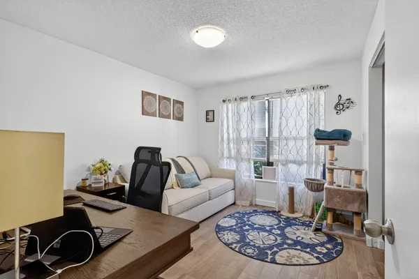 $3,200 | 235 Southwest 29th Avenue, Delray Beach, FL 33445