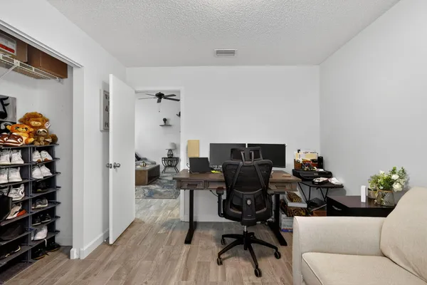 $3,200 | 235 Southwest 29th Avenue, Delray Beach, FL 33445