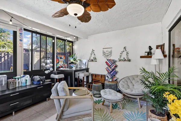 $3,200 | 235 Southwest 29th Avenue, Delray Beach, FL 33445