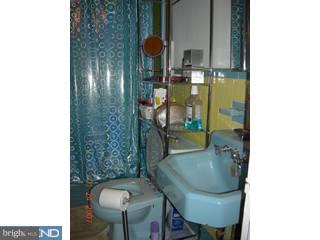 61391-2 Old York Road Philadelphia, PA 19141 - Photo 5 of 5 Gallery Image 5