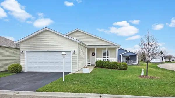 $215,000 | 1517 Concord Court, Grayslake, IL 60030