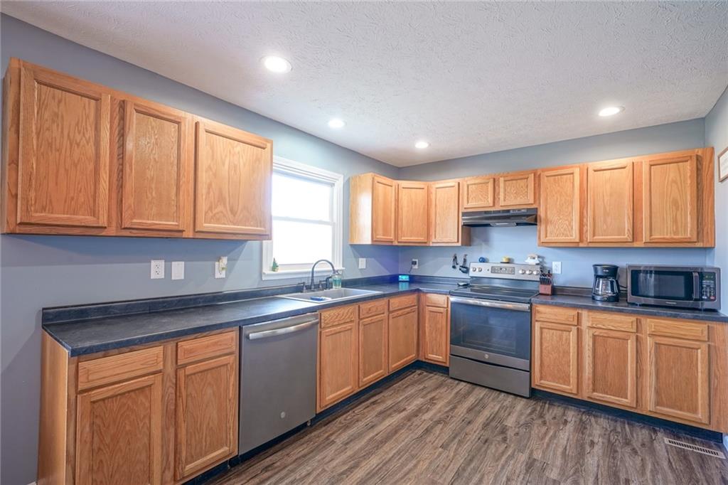 26625 Albright Road Arcadia, IN 46030 - Photo 7 of 29 Gallery Image 7