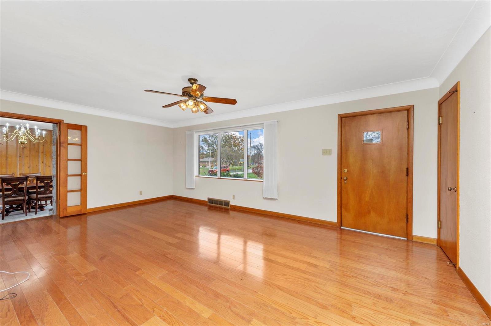 5052 Theiss Road St. Louis, MO 63128 - Photo 5 of 36 Gallery Image 5