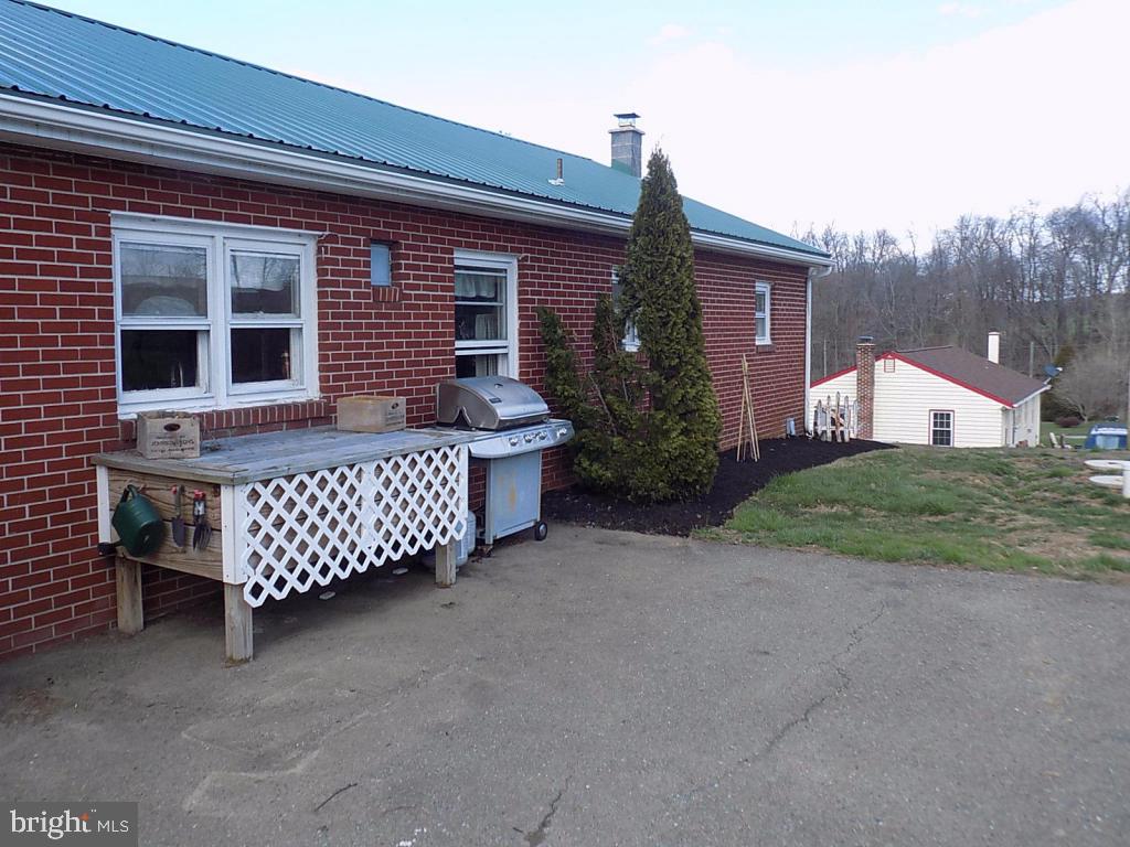735 Center Road Quarryville, PA 17566 - Photo 17 of 19 Gallery Image 17