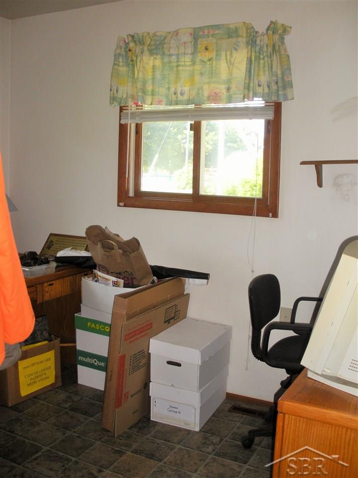 3327 West Caro Road Caro, MI 48723 - Photo 14 of 19 31254795-13.JPG