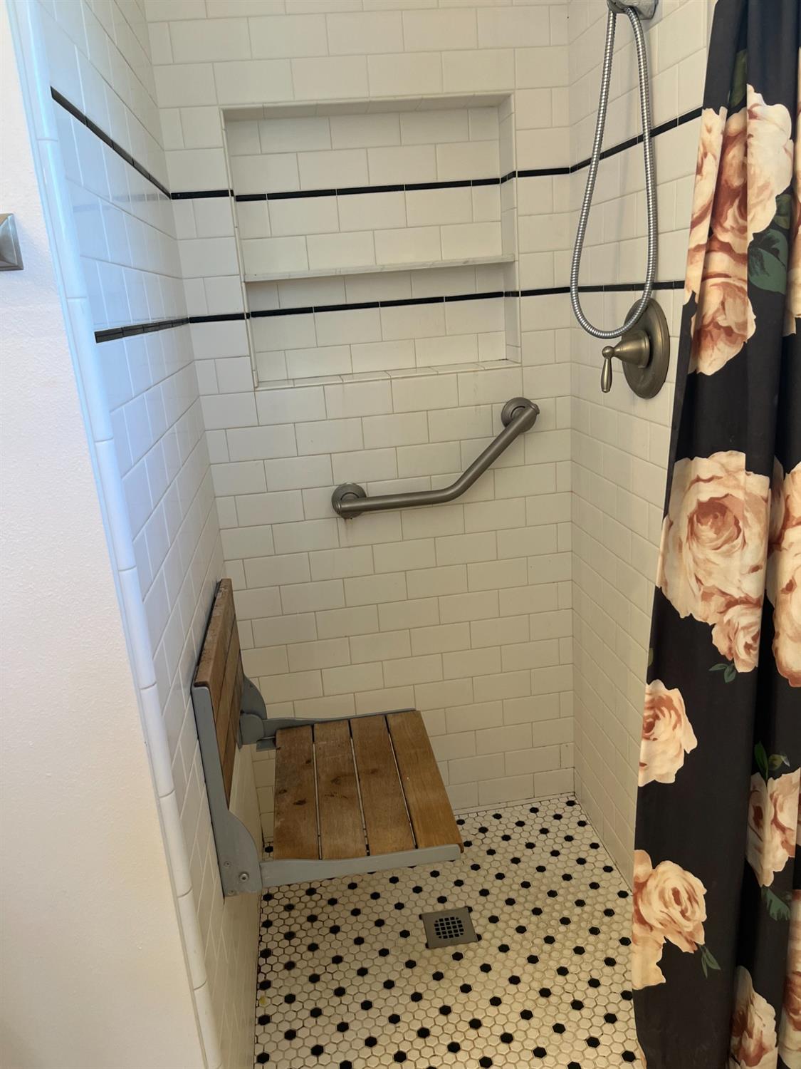 31397 Erie Road Coarsegold, CA 93614 - Photo 17 of 21 a bathroom with a sink and a shower