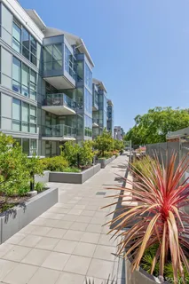 $1,250,000 | 420 Mission Bay Boulevard North, Unit 401, San Francisco, CA 94158