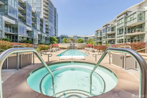 $1,250,000 | 420 Mission Bay Boulevard North, Unit 401, San Francisco, CA 94158