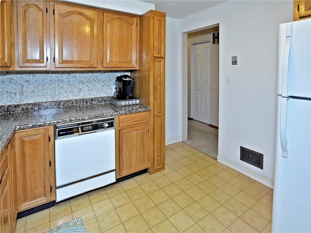 3628 New Texas Road Pittsburgh, PA 15239 - Photo 3 of 25