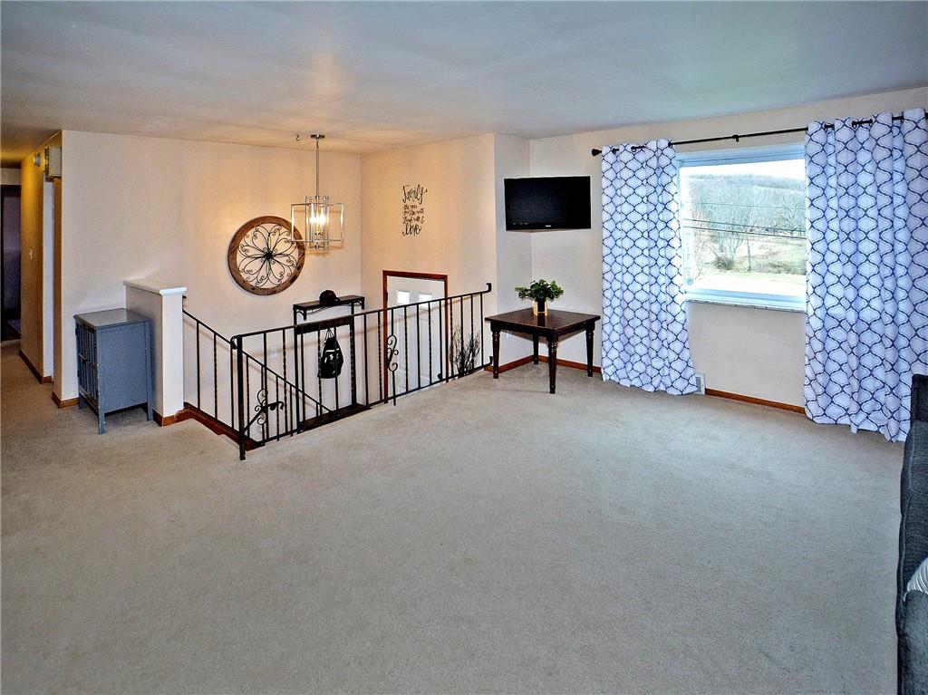 3628 New Texas Road Pittsburgh, PA 15239 - Photo 10 of 25