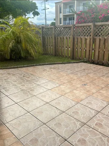$2,100 | 4800 Northwest 79th Avenue, Unit 102, Doral, FL 33166