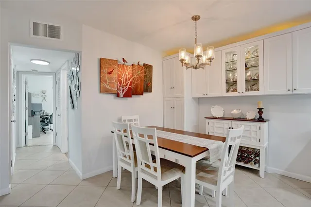 $329,999 | 935 Southeast 9th Avenue, Unit 16, Pompano Beach, FL 33060