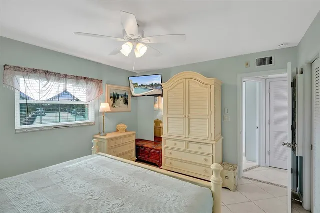 $329,999 | 935 Southeast 9th Avenue, Unit 16, Pompano Beach, FL 33060