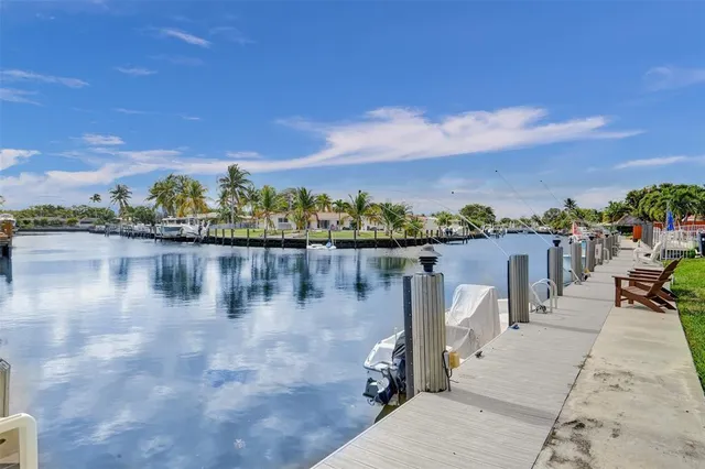 $329,999 | 935 Southeast 9th Avenue, Unit 16, Pompano Beach, FL 33060