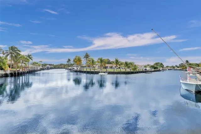 $329,999 | 935 Southeast 9th Avenue, Unit 16, Pompano Beach, FL 33060