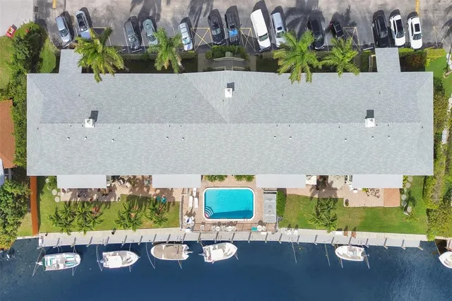 $329,999 | 935 Southeast 9th Avenue, Unit 16, Pompano Beach, FL 33060