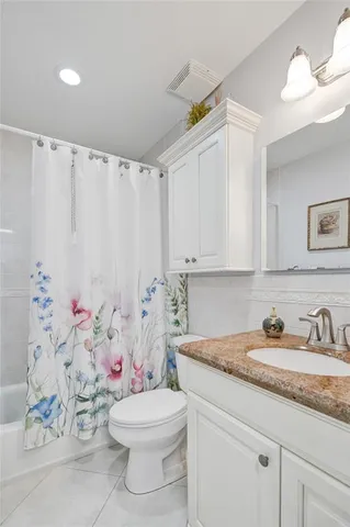 $329,999 | 935 Southeast 9th Avenue, Unit 16, Pompano Beach, FL 33060