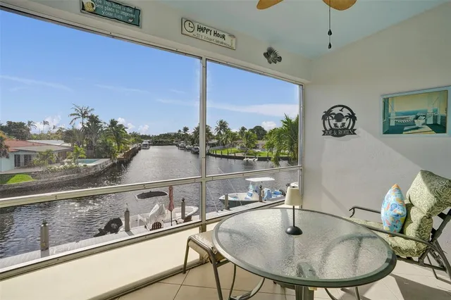 $329,999 | 935 Southeast 9th Avenue, Unit 16, Pompano Beach, FL 33060