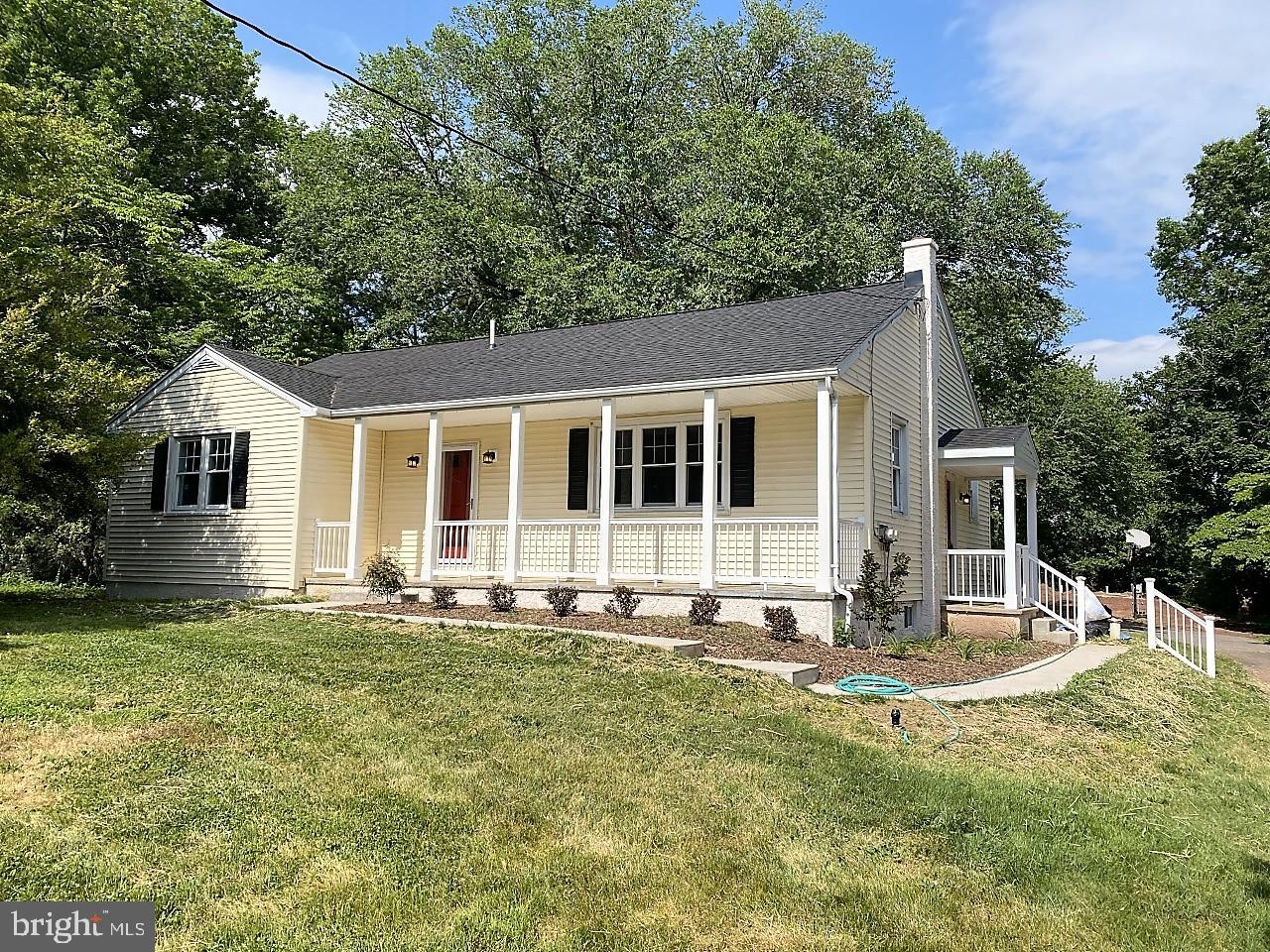 30 Longview Road Royersford, PA 19468 - Photo 1 of 17 Welcome to 30 Longview Rd, Limerick Township!