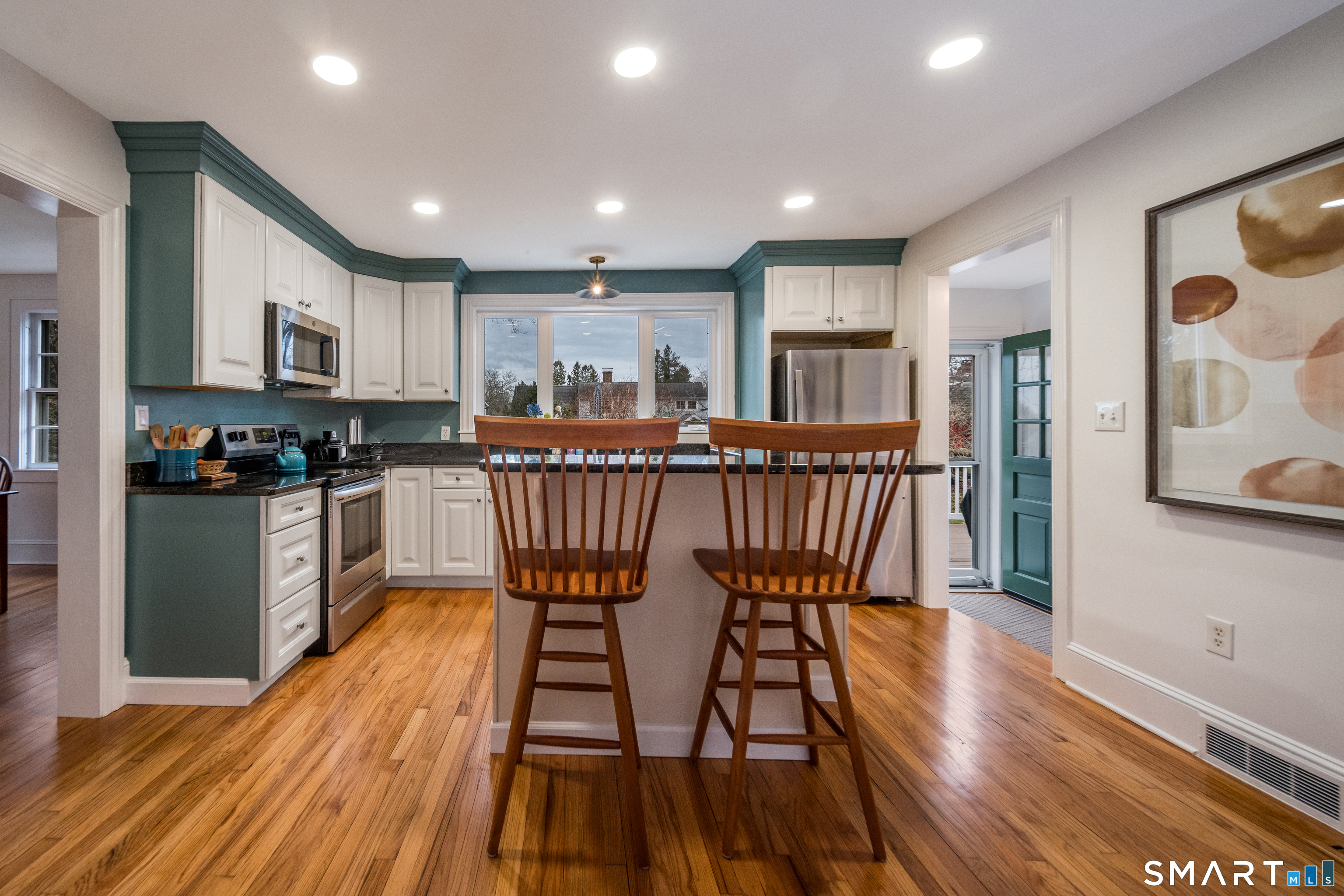 99 Bay View Avenue Groton, CT 06355 - Photo 12 of 29