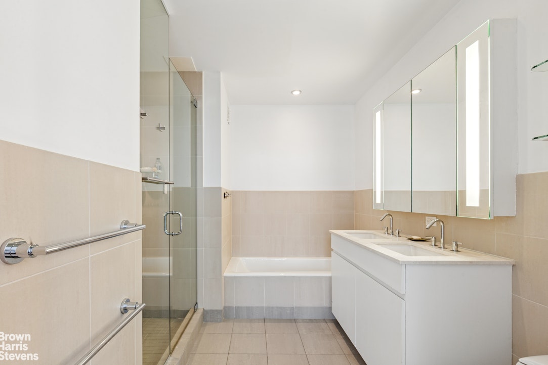 1 Northside Piers, Unit 24B Brooklyn, NY 11249 - Photo 8 of 14