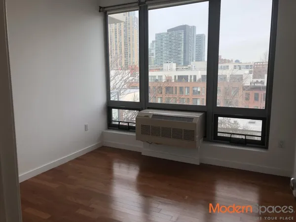 $3,950 | 5-49 Borden Avenue, Unit 11F | Long Island City