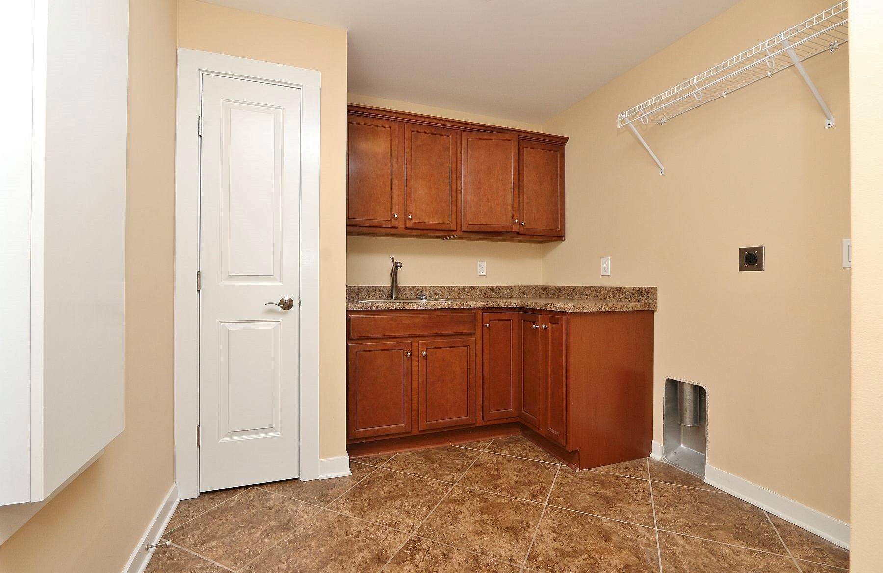 6858 Fairway Ridge Road Salem, VA 24153 - Photo 19 of 59 img_9418